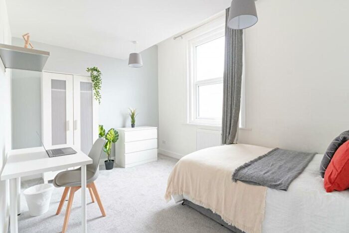 7 Bedroom Terraced House To Rent In Hudson Road, Southsea, Portsmouth, PO5