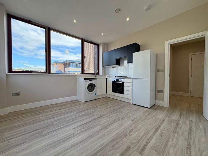 1 Bedroom Flat To Rent In Brand New Apartment - Fishponds Road, Wokingham, RG41