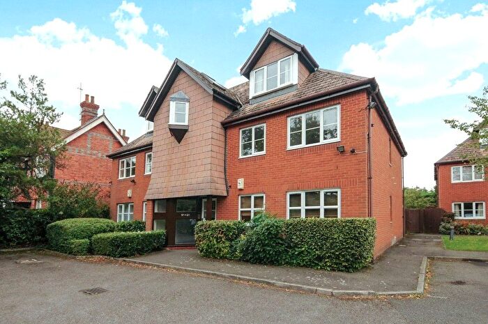 2 Bedroom Flat For Sale In Mansell Court, Shinfield Road, Reading, Berkshire, RG2
