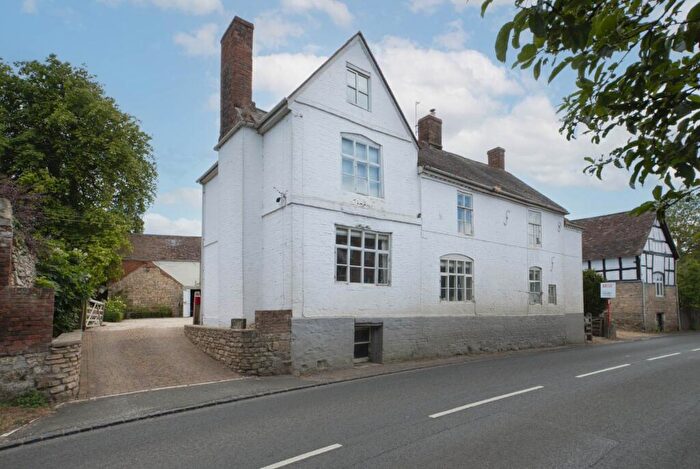 4 Bedroom Detached House For Sale In Main Road, Bredon, Tewkesbury, Gloucestershire, GL20