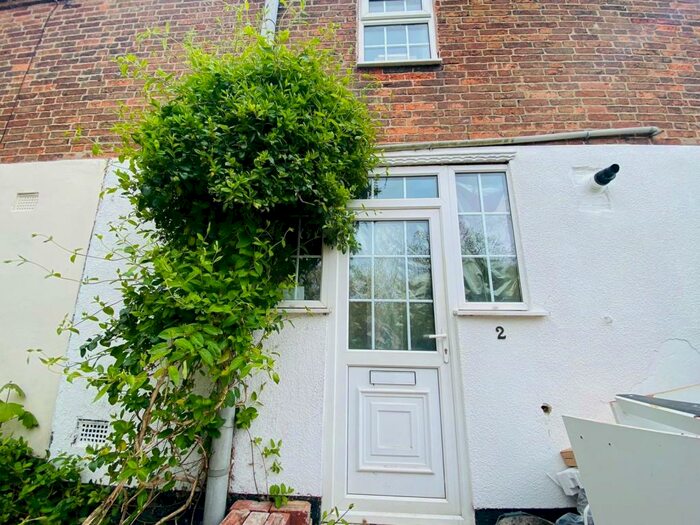 1 Bedroom Property To Rent In Hooley Place, Sherwood, NG5