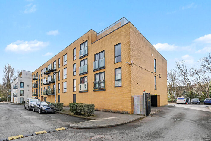 1 Bedroom Flat For Sale In Velocity Way, Enfield, EN3
