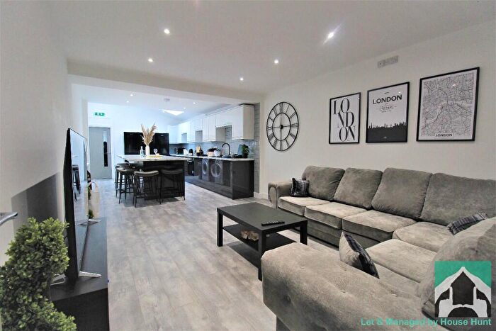 8 Bedroom Terraced House To Rent In Heeley Road, Birmingham, B29