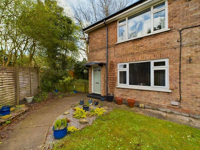 1 Bedroom Flat To Rent In Dale Flats, Dale Road, HU14