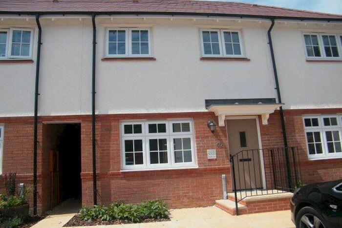 2 Bedroom Property To Rent In Woodland Drive, Exeter EX2