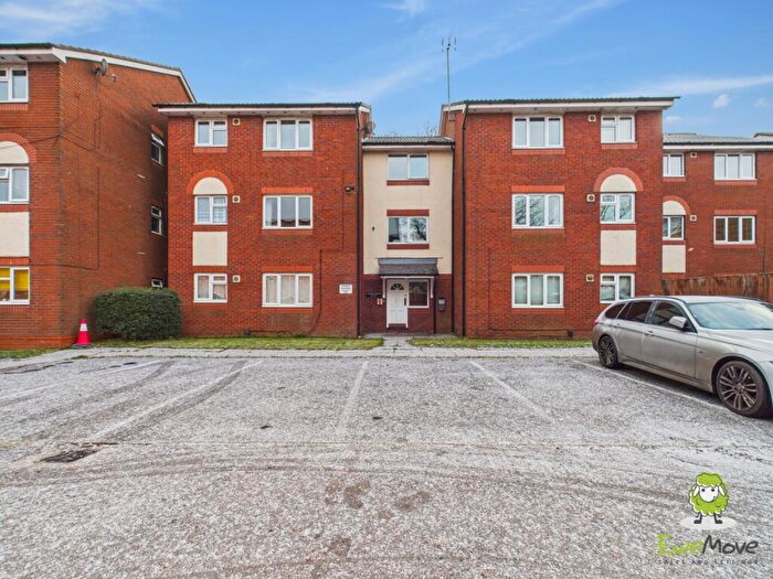 Studio To Rent In Flaxfield Court, Basingstoke, Hampshire, RG21