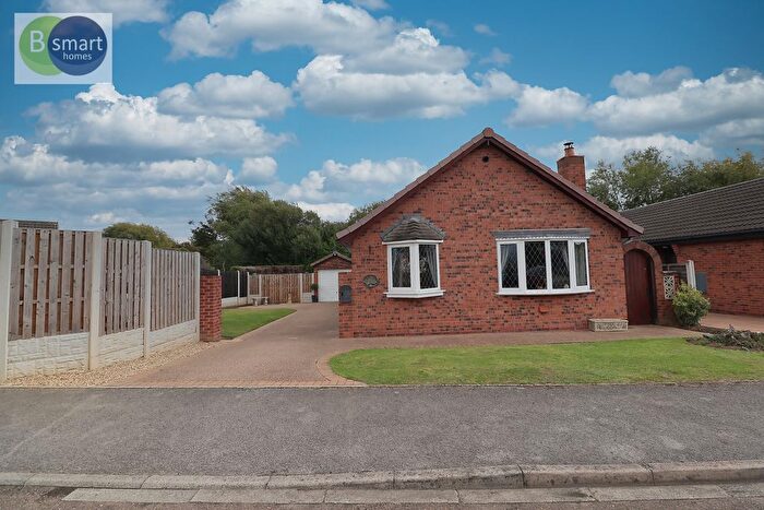 2 Bedroom Detached Bungalow For Sale In Billingley Drive, Thurnscoe, S63