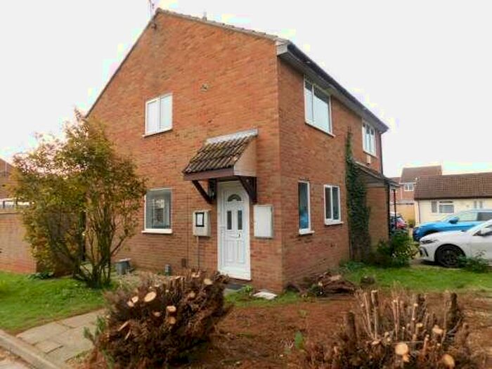 2 Bedroom End Of Terrace House To Rent In Wainwright, Peterborough, Cambridgeshire, PE4