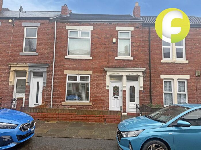 2 Bedroom Flat For Sale In Chirton West View, North Shields, NE29