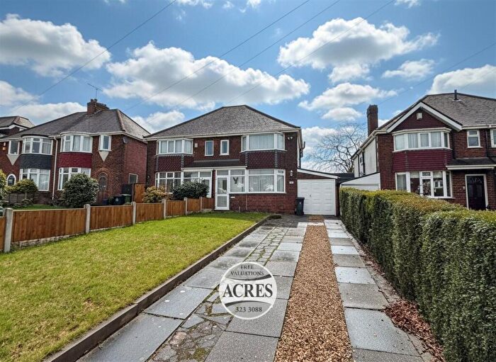 3 Bedroom Semi Detached House For Sale In Aldridge Road, Streetly, Sutton Coldfield, B74