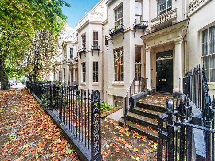 2 Bedroom Apartment To Rent In Falkner Square, Liverpool, Merseyside, L8