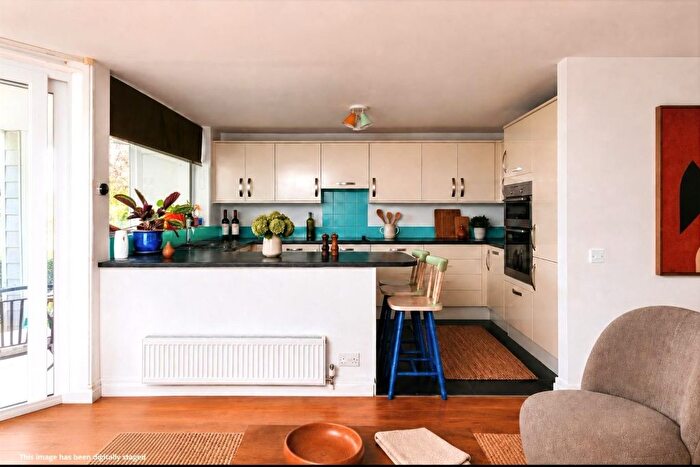 2 Bedroom Flat For Sale In Chesterfield House, Henbury, BS10