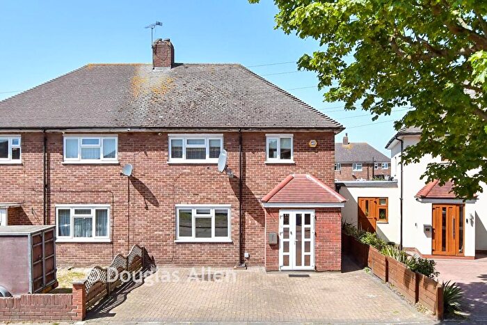 3 Bedroom Semi-Detached House For Sale In Hall Crescent, South Ockendon, Essex, RM15