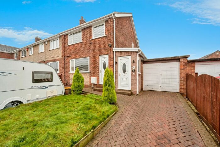 3 Bedroom Semi Detached House For Sale In Clayfield Avenue, Mexborough, S64