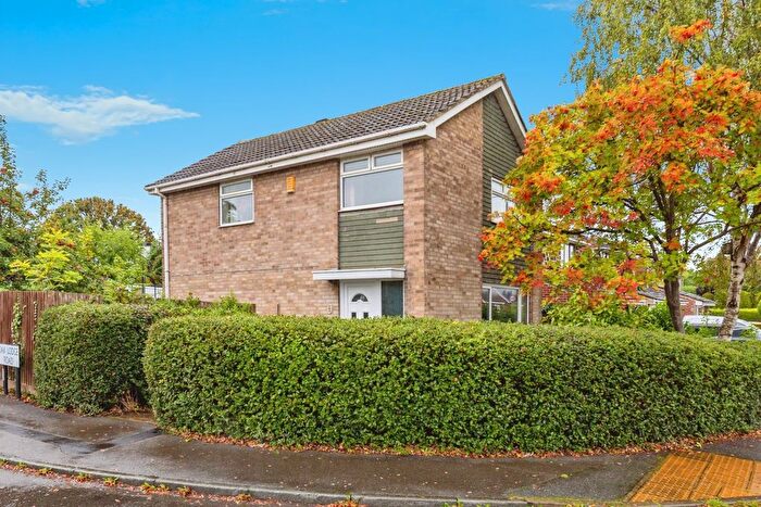 3 Bedroom Detached House For Sale In Oak Lodge Road, High Green, Sheffield, S35
