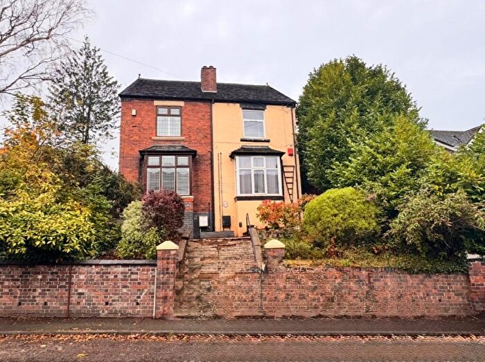 6 Bedroom Semi-Detached House To Rent In Seabridge Road, Seabridge, Newcastle-under-Lyme, ST5