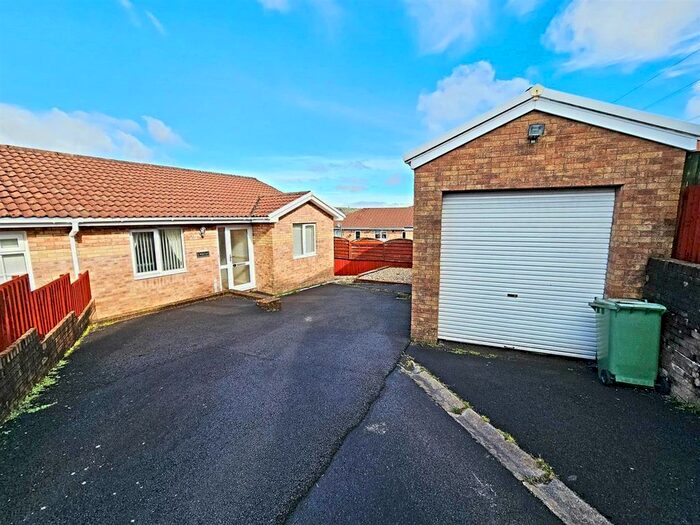 2 Bedroom Semi-Detached Bungalow For Sale In Ffordd Catraeth, Cilfynydd, Pontypridd, CF37