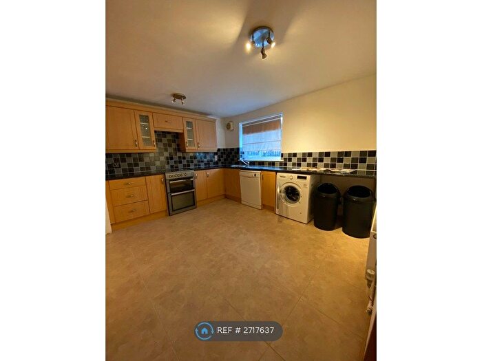 3 Bedroom Terraced House To Rent In Church Lees, Great Linford, Milton Keynes, MK14