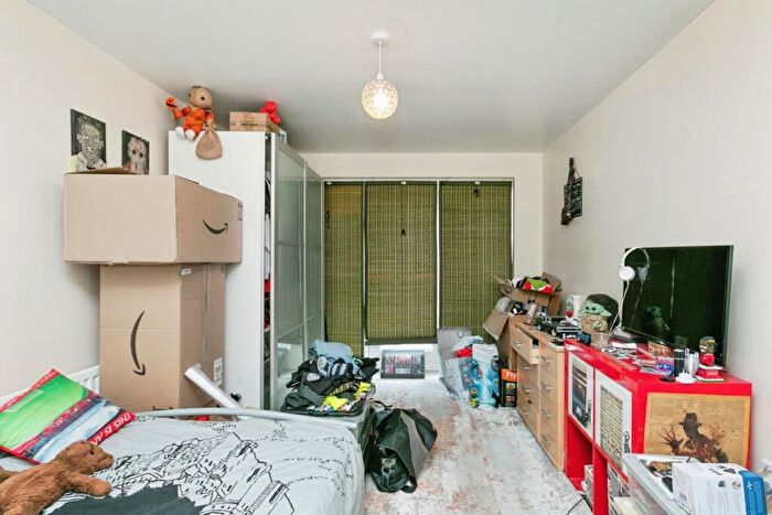 2 Bedroom Flat For Sale In Coleman House, Watling Street, Bletchley, Milton Keynes, MK2
