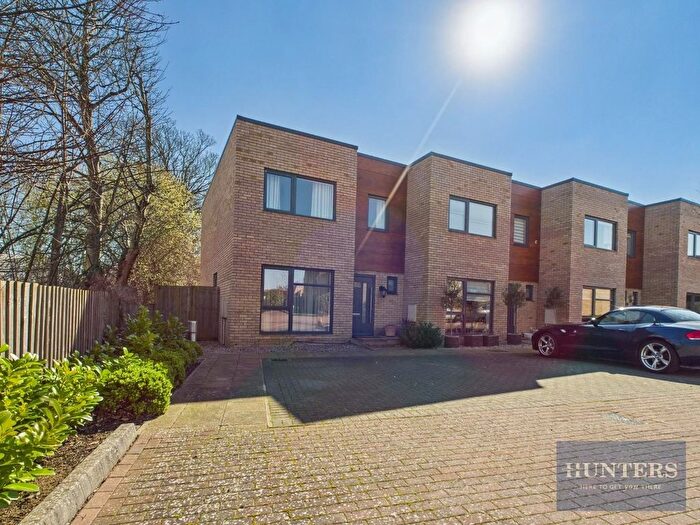 3 Bedroom End Of Terrace House To Rent In Leckhampton Place, Cheltenham, GL53