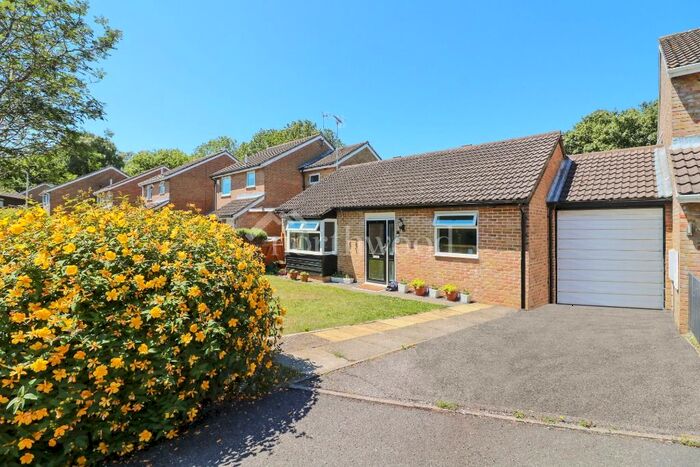 2 Bedroom Bungalow To Rent In Postling, Singleton, Ashford, TN23