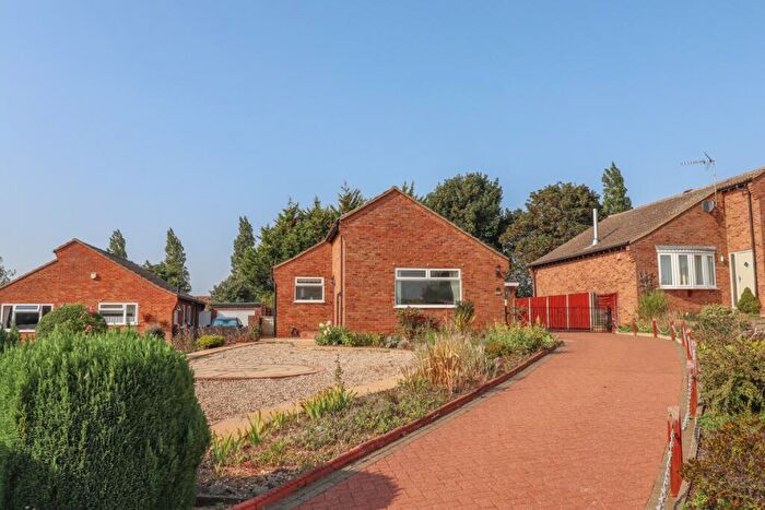 2 Bedroom Bungalow For Sale In Windsor Rise, Hunstanton, PE36