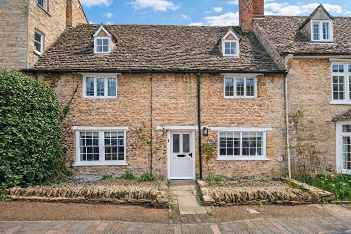 4 Bedroom Cottage For Sale In Church Street, Charlbury, OX7
