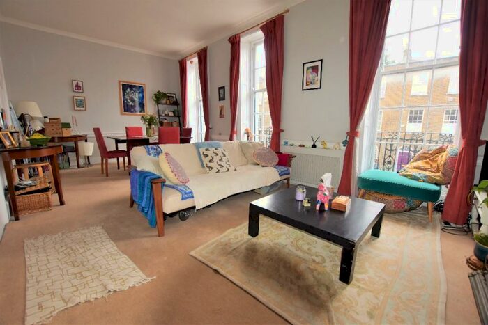 1 Bedroom Flat To Rent In Charlton Place, London, N1