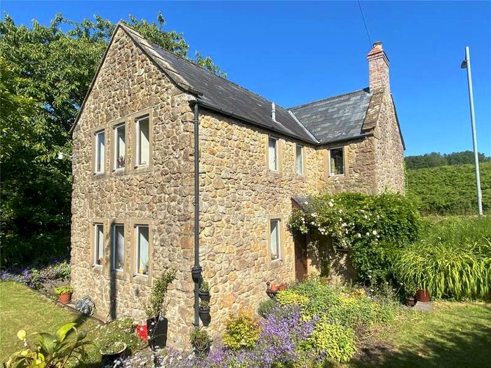 3 Bedroom Detached House For Sale In Bay Hill, Ilminster, TA19