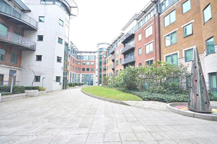 2 Bedroom Apartment To Rent In City South, Manchester City Centre, Greater Manchester, M15