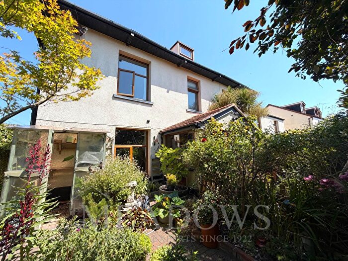 6 Bedroom Semi-Detached House For Sale In Trinity Road, Exmouth, EX8