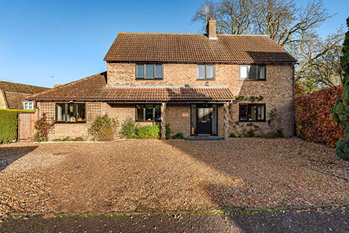 4 Bedroom Detached House For Sale In Station Road, Haddenham, Ely, Cambridgeshire, CB6