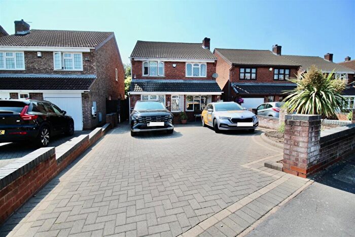 3 Bedroom Detached House For Sale In Castle Crescent, Castle Bromwich, B36
