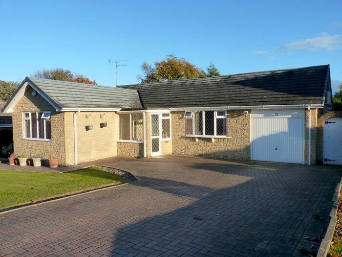2 Bedroom Bungalow To Rent In Rossett Avenue, Harrogate, HG2