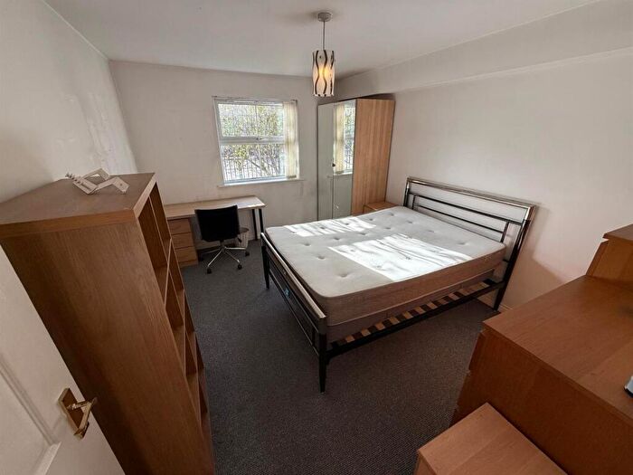 2 Bedroom Apartment To Rent In Chancellor Court, Liverpool, L8