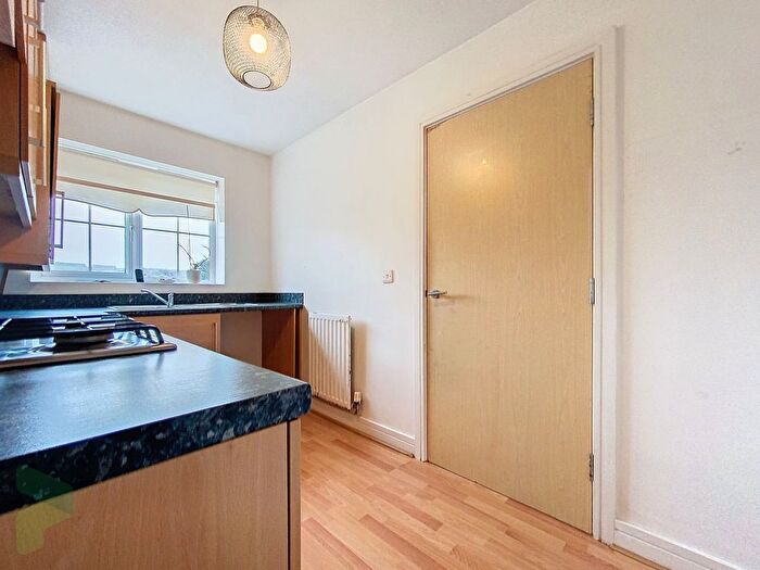 3 Bedroom Town House For Sale In Burton Close, Darwen, BB3