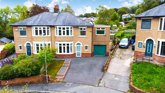 5 Bedroom Semi Detached House For Sale In Montreal Road, Blackburn, BB2