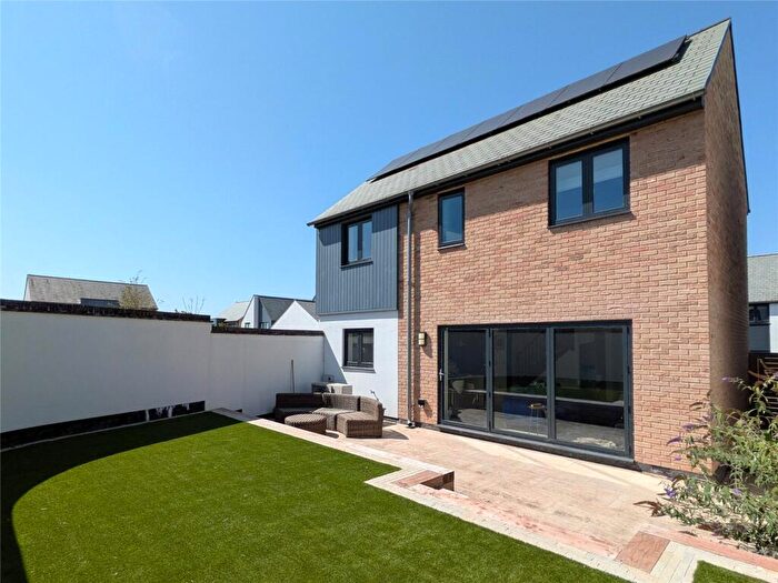 3 Bedroom Detached House For Sale In Leonard Square, Thorverton, Exeter, Devon, EX5