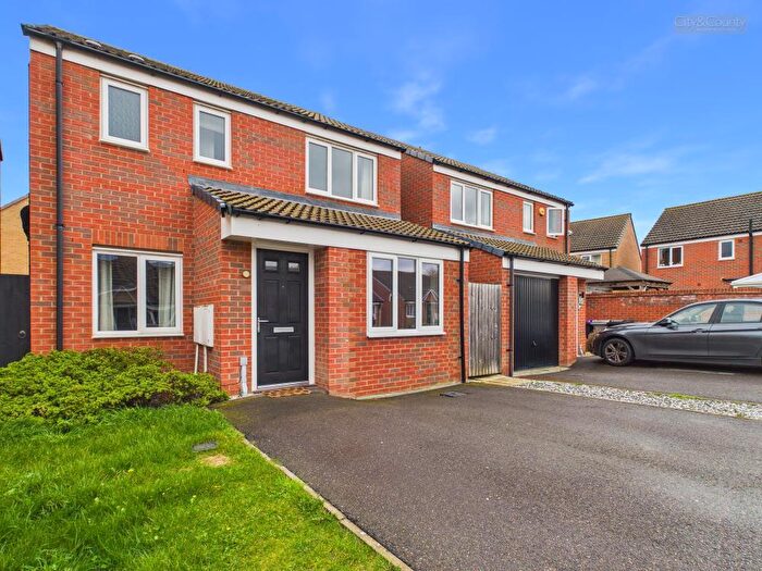 3 Bedroom Detached House For Sale In Jubilee Drive, Market Deeping, Peterborough, PE6
