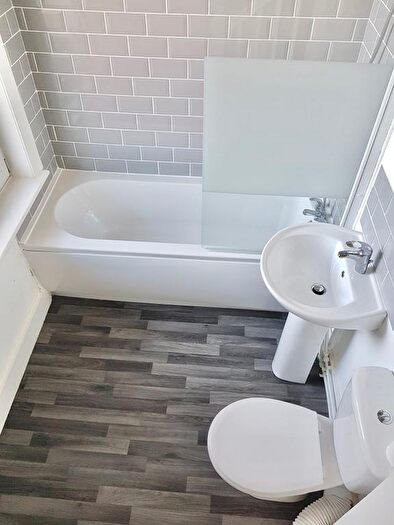 1 Bedroom Flat To Rent In Cornwallis Terrace, Hastings, TN34