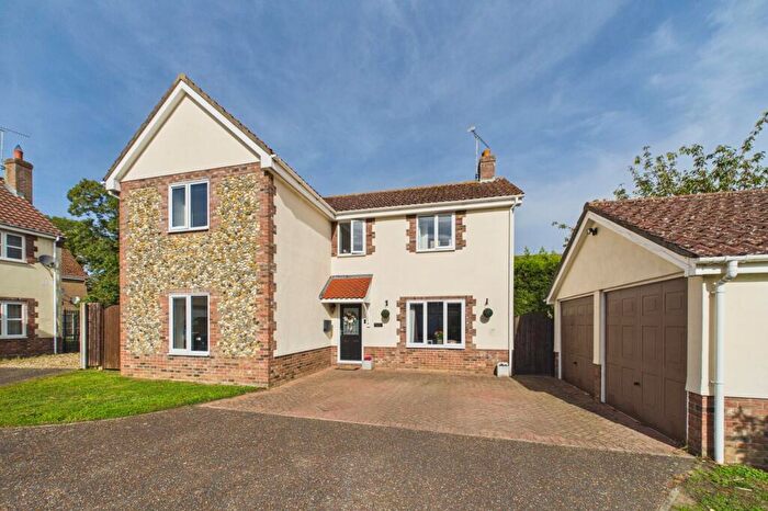 4 Bedroom Detached House For Sale In Lime Kiln Lane, Thetford, IP24