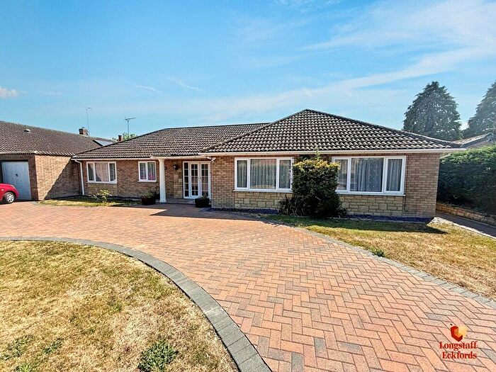 4 Bedroom Detached Bungalow For Sale In Willoughby Road, Bourne, PE10