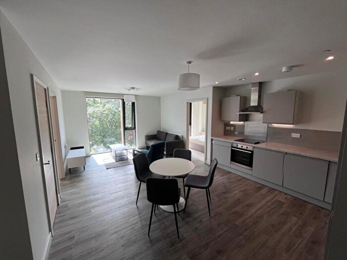 2 Bedroom Apartment To Rent In Ellesmere Street, Manchester, M15