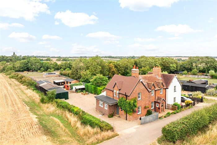 2 Bedroom Equestrian Facility For Sale In Old Milton Road, Thurleigh, Bedfordshire, MK44