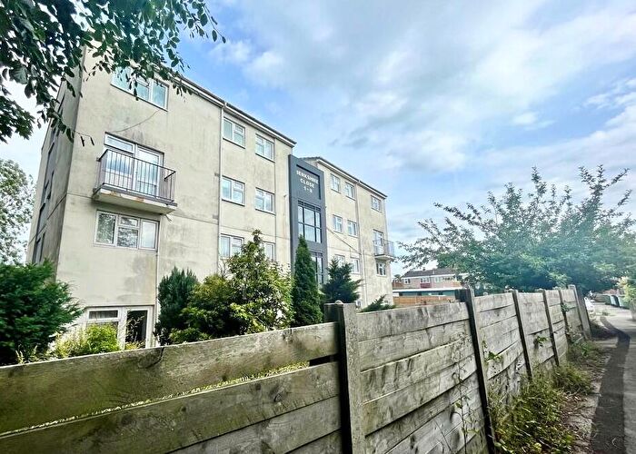 2 Bedroom Apartment To Rent In Berkshire Close; Macclesfield., SK10