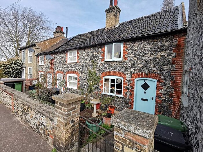 2 Bedroom Cottage For Sale In Hollow Hill Road, Ditchingham, Bungay, NR35