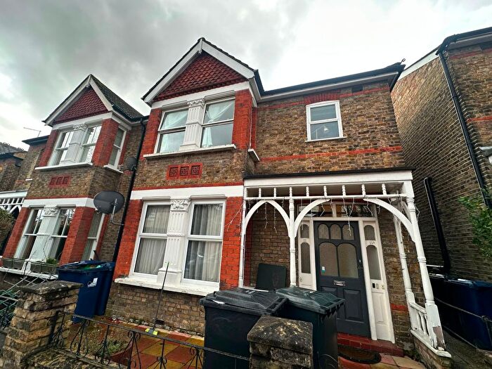 1 Bedroom Flat To Rent In Kingsley Avenue, West Ealing, W13
