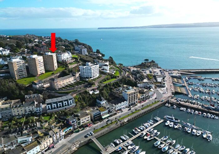 3 Bedroom Flat For Sale In Shirley Towers, Vane Hill Road, Torquay, TQ1