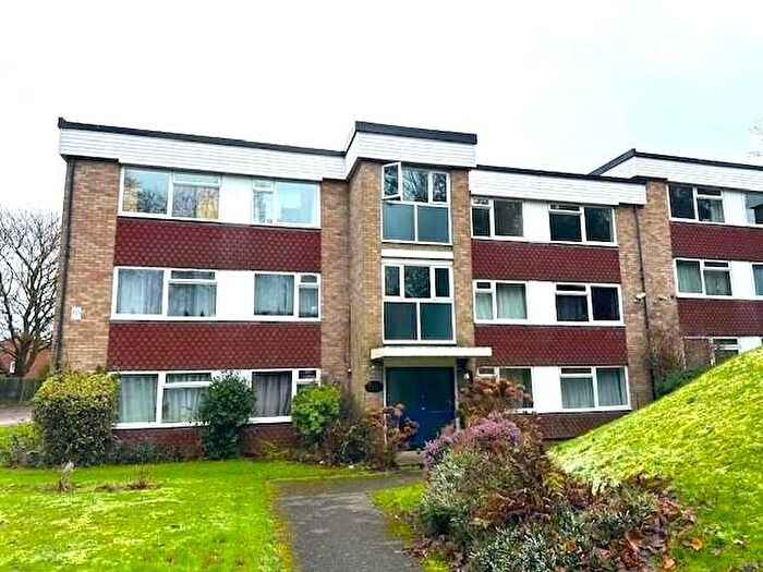 2 Bedroom Flat To Rent In Canterbury Road, Ashford, TN24