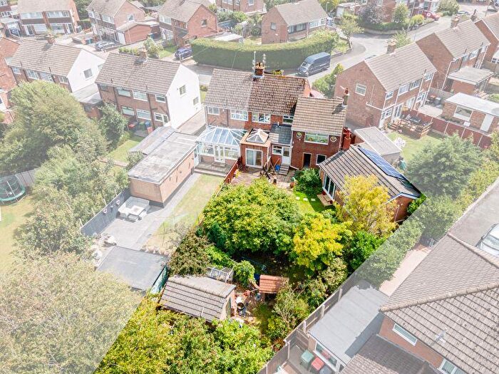 4 Bedroom Semi Detached House For Sale In No., Dodgeons Close, Poulton-le-Fylde, Lancs, FY6